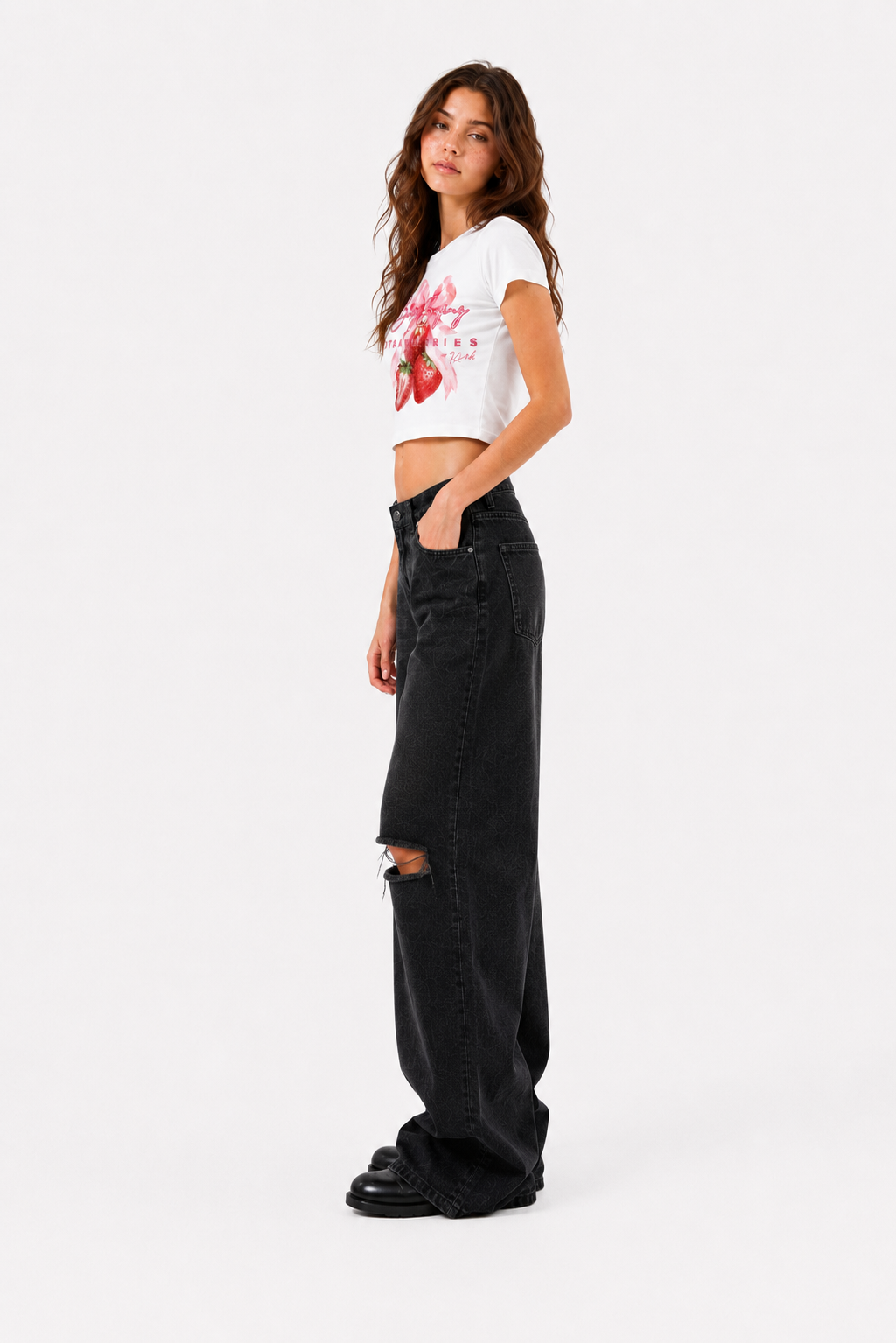 WHITE (1).png