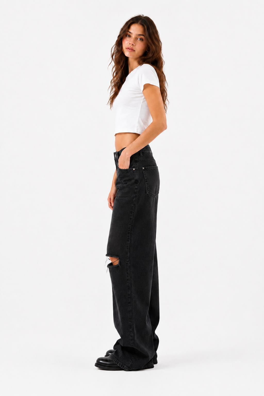 WHITE (4).png